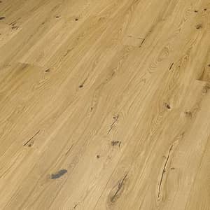 Helle Landhausdielen mit mittlerer Holzmaserung