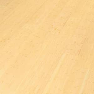 Helle Landhausdiele mit wenig Holzmaserung