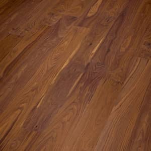 Dunkelbraune Landhausdiele mit mittlerer Holzmaserung