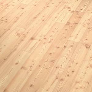 Helle Landhausdiele mit starker Holzmaserung